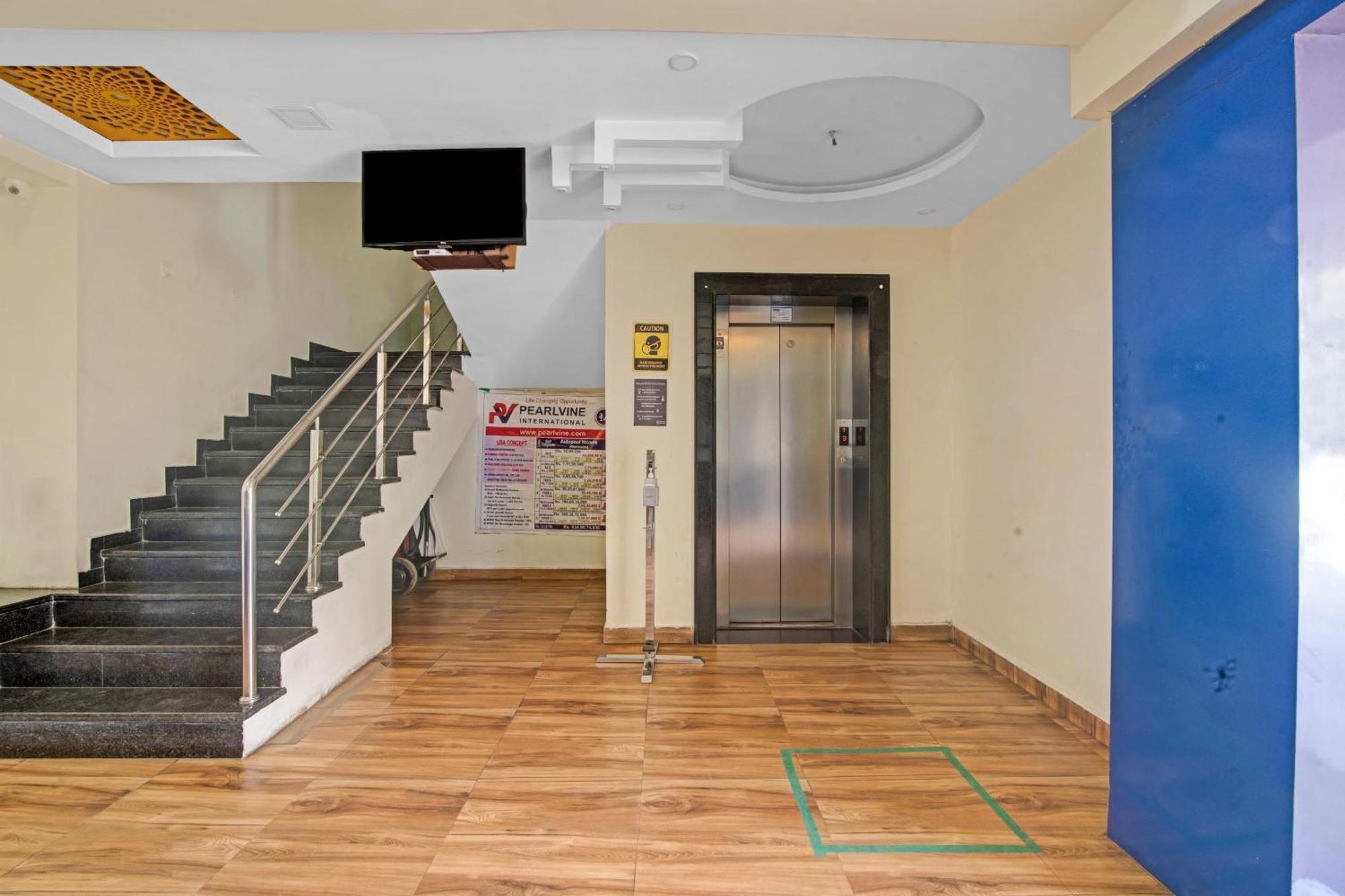 Townhouse 700 Hotel Krishna. Nagpur Dış mekan fotoğraf